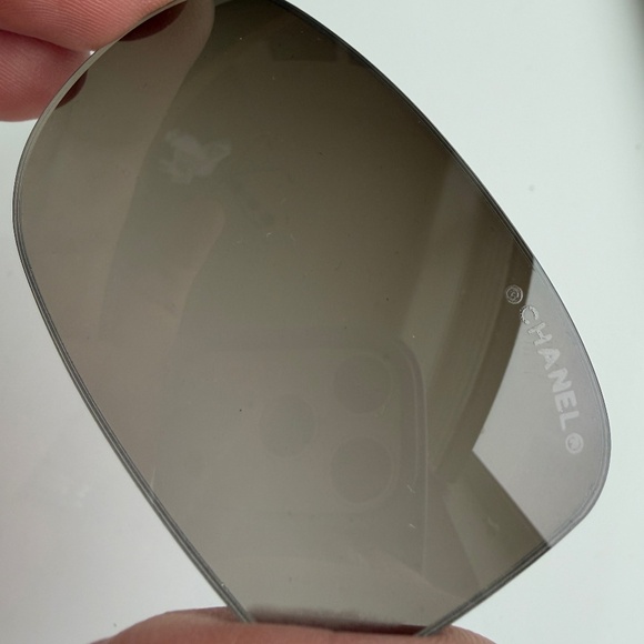 Chanel Sunglasses style 4002 c194/61 - Picture 14 of 16